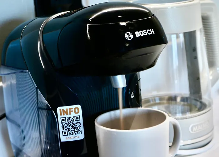 Premium Centre Retreat - Work & Relax - Pool Table