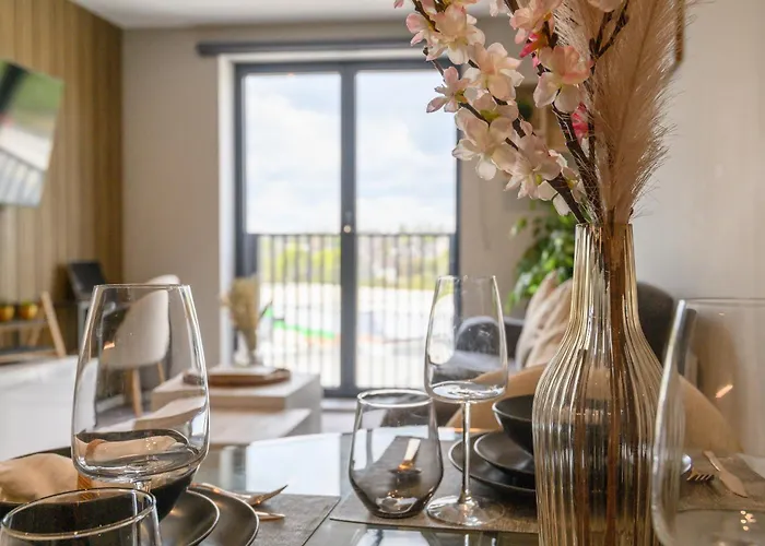 Premium Centre Retreat - Work & Relax - Pool Table *