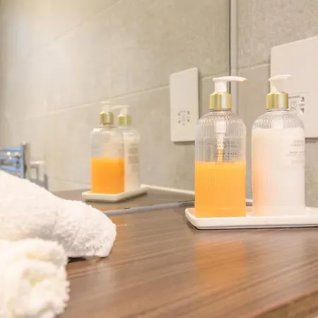 Premium Centre Retreat - Work & Relax - Pool Table *