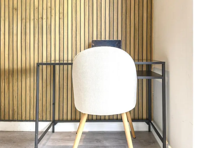 아파트 Premium Centre Retreat - Work & Relax - Pool Table *