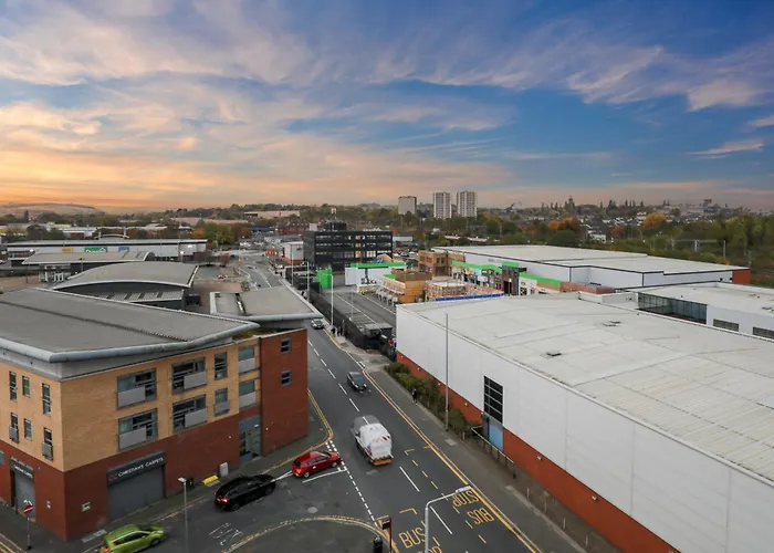 Premium Centre Retreat - Work & Relax - Pool Table *