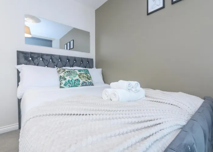 Premium Centre Retreat - Work & Relax - Pool Table Apartamento *