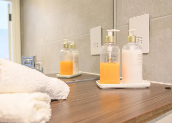 Premium Centre Retreat - Work & Relax - Pool Table *